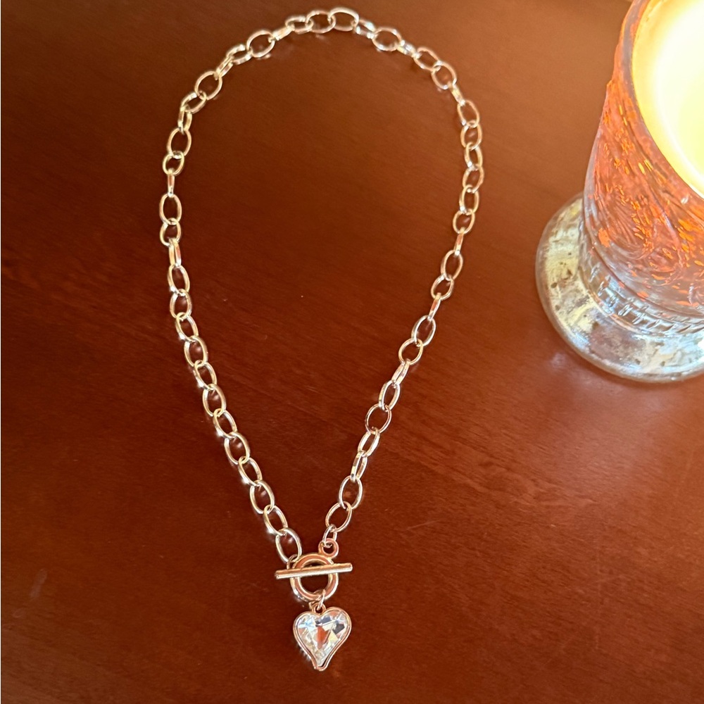 Vintage Gold Tone Link Chain Toggle Front Closure with Heart Pendant 18”